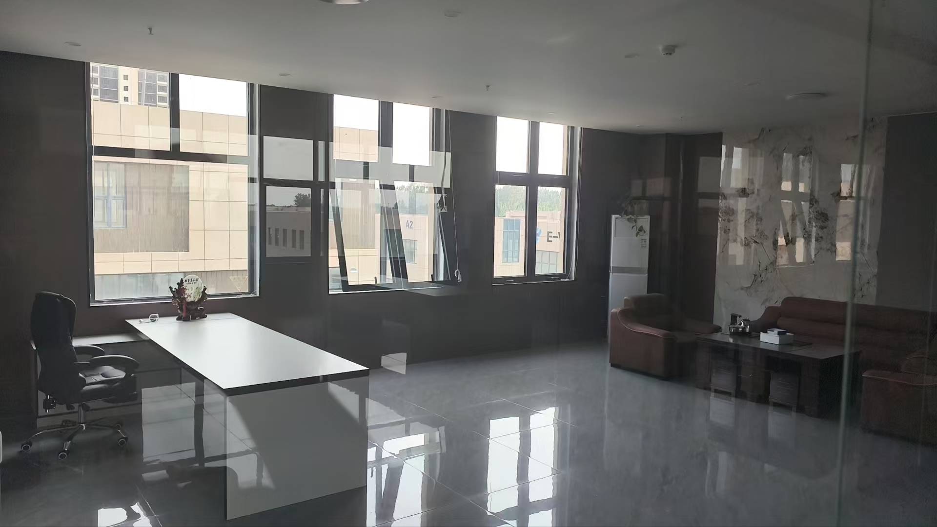 现代化办公环境